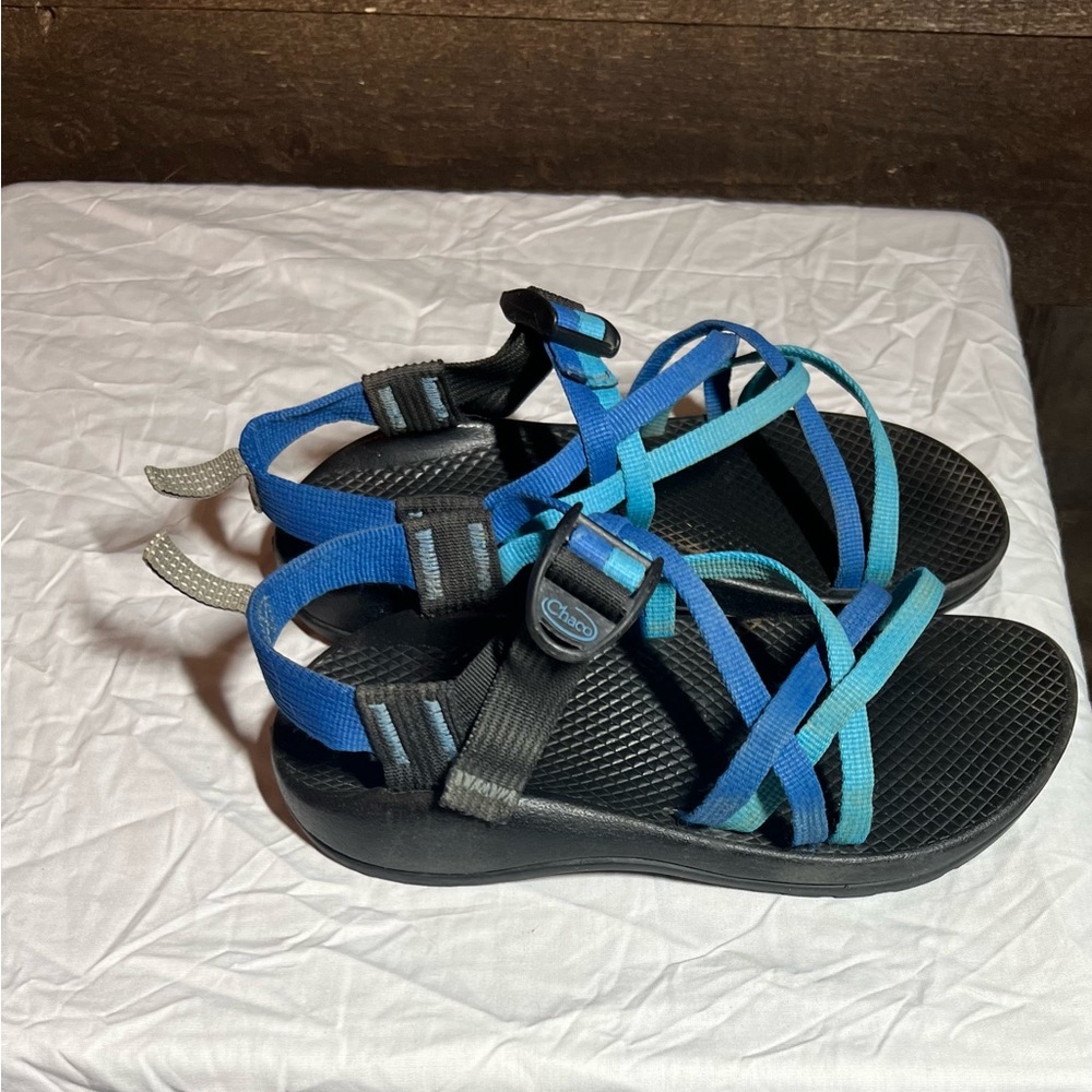 Kids youth Chaco sandals